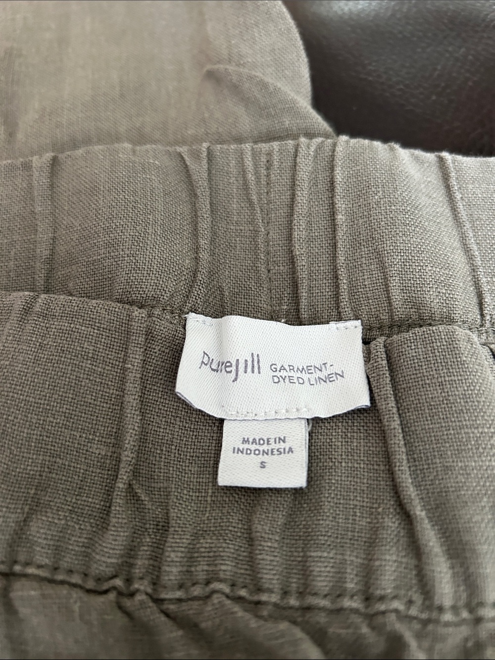 J. Jill light gray sleeve detail